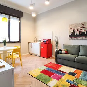  Appartamento Primopiano - Ferrante Aporti Flats Italia